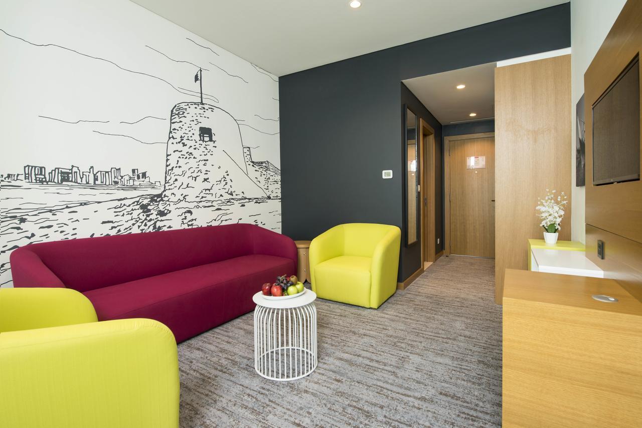 מלון Ibis Styles Manama Diplomatic Area מראה חיצוני תמונה